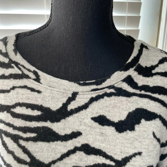 Social Standard by Sanctuary Women's Julia Brushed Knit Puff Sleeve Top.  Size:M - Picture 2 of 12